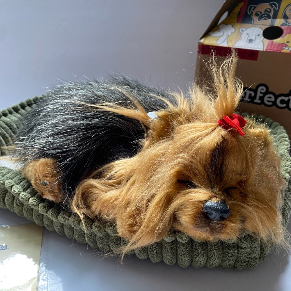 Perfect Petzzz Yorkie Breathing (Battery Operated) Puppy with Bed